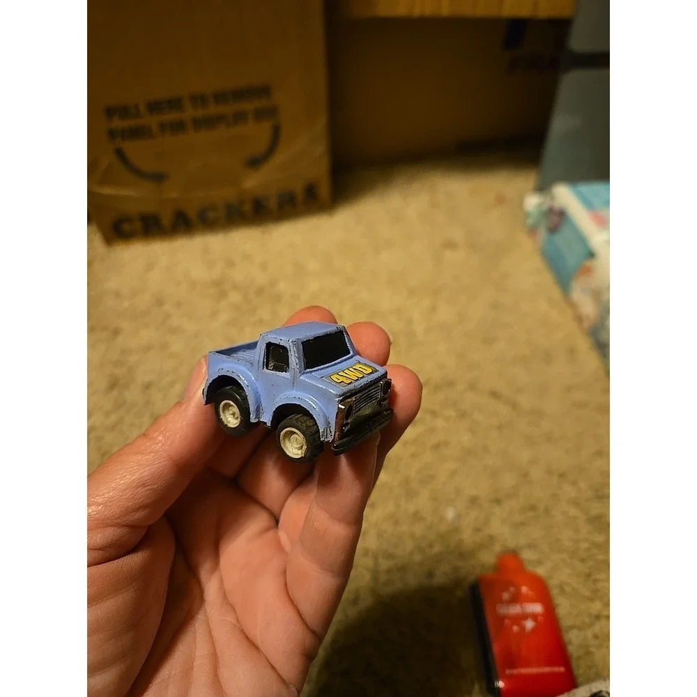 Vintage‎ 4WD pull-back racer